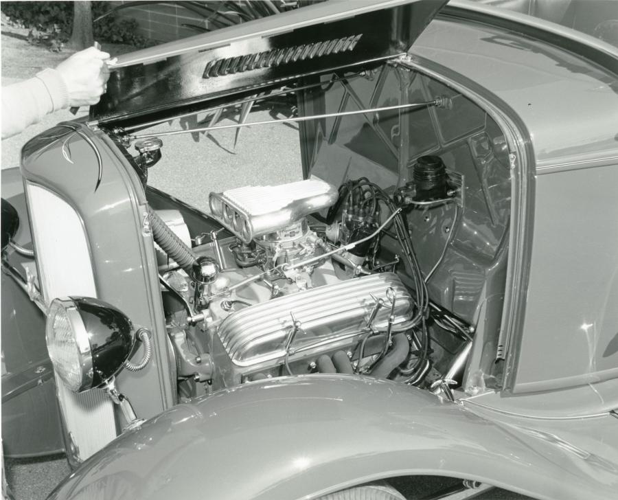  Ford Roadster Full Fendered Hot Rod 1932 года  (фото 4 из 4)